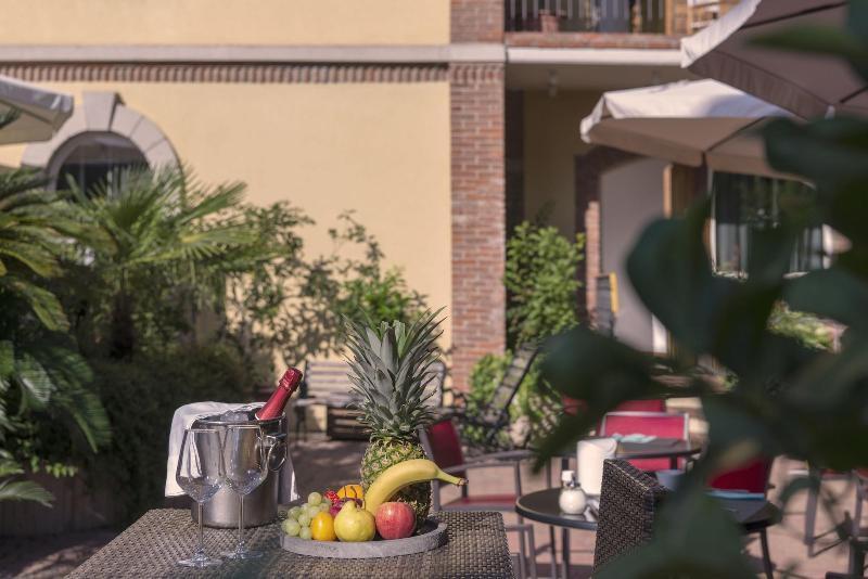 Cangrande Hotel Lazise Exterior photo