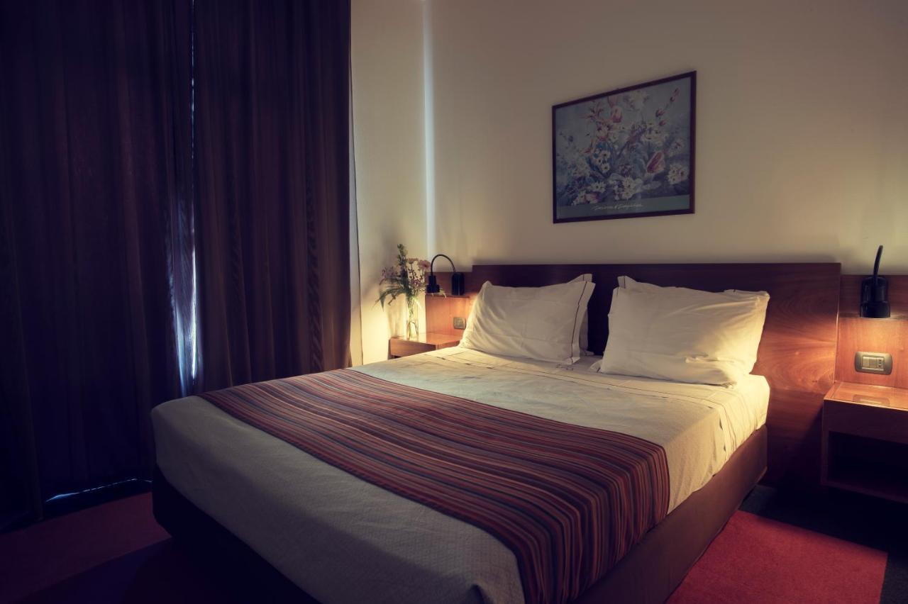 Cangrande Hotel Lazise Exterior photo